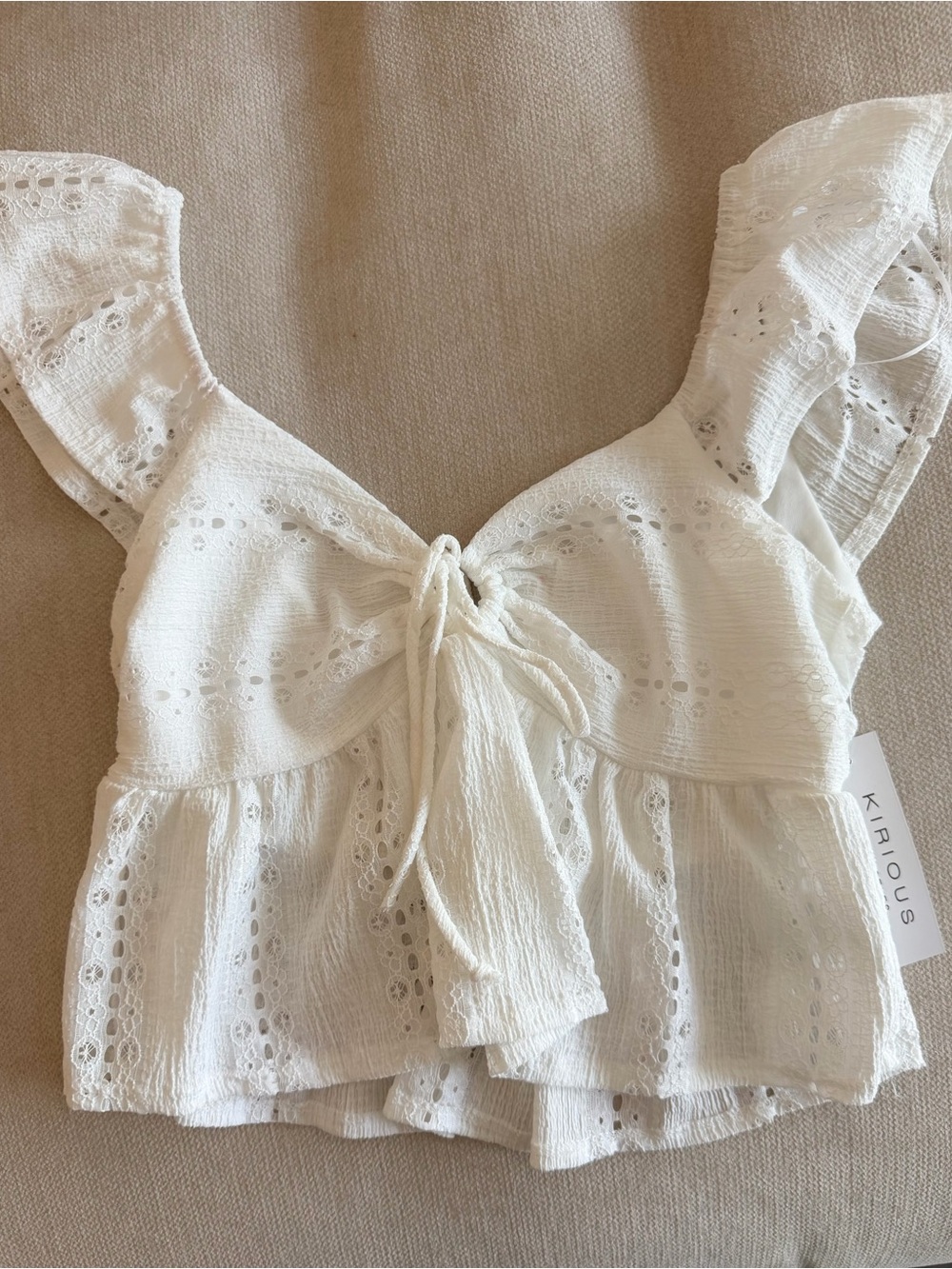 KIRIOUS LOS ANGELES White Floral Embroidered Top by Kirious - Small- NWT